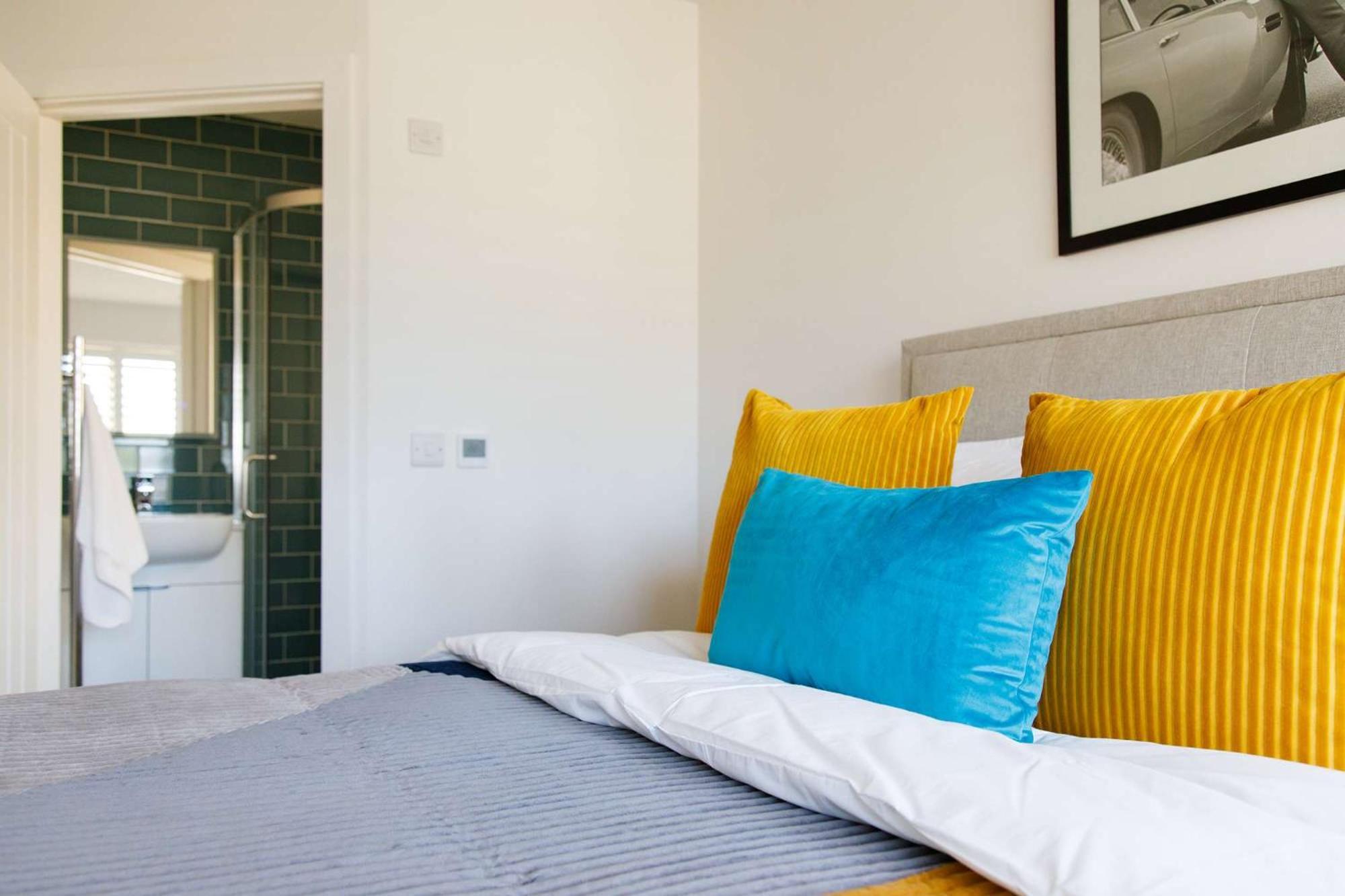 Luxury Designer Coastal Home For 10 With Hot Tub West Wittering Bagian luar foto